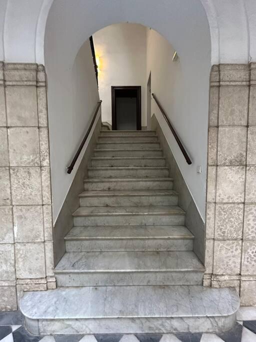 Apartamento Patio Sevillano Frente Catedral Extérieur photo
